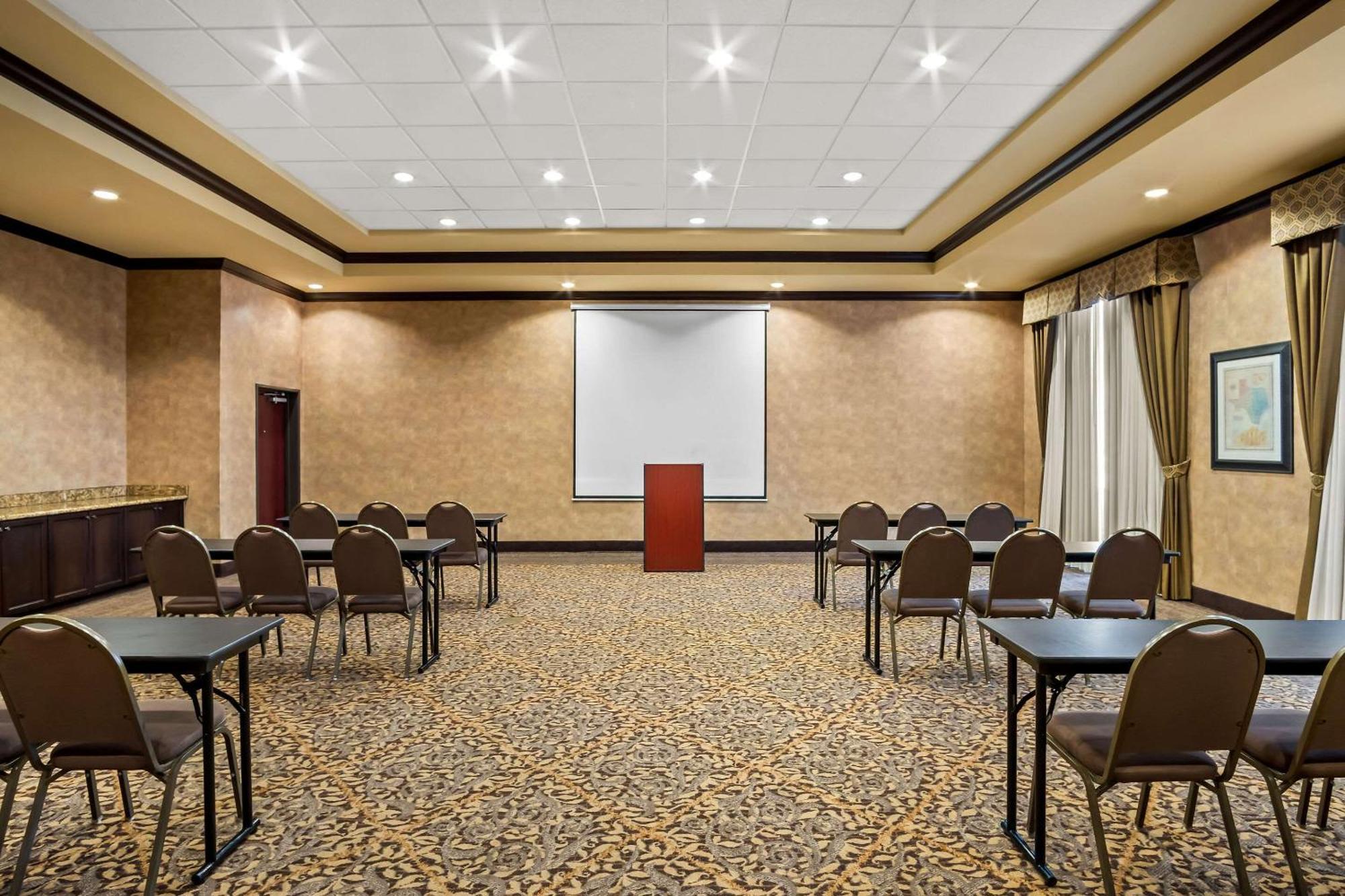 Comfort Suites Frisco Ngoại thất bức ảnh