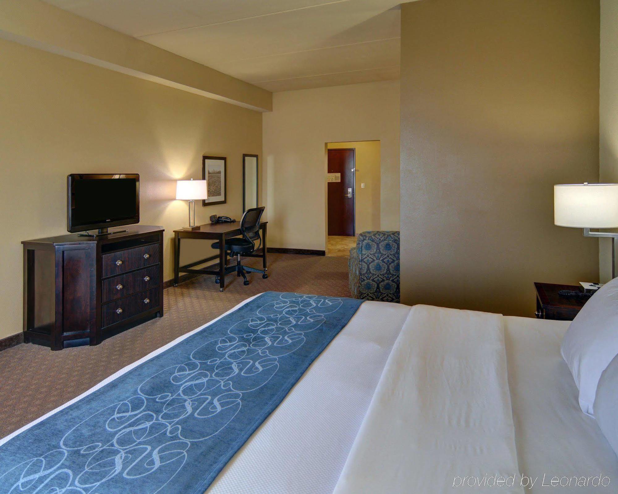 Comfort Suites Frisco Ngoại thất bức ảnh